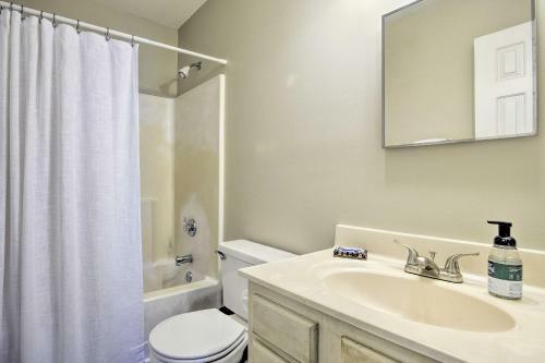 Quiet Raleigh Area Home, 10 Miles To Nc State