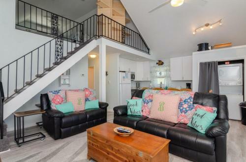 Boat Dock Bungalow