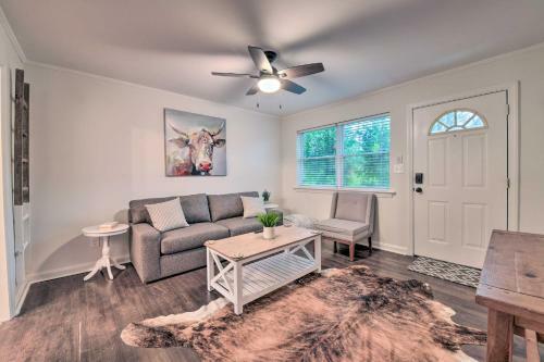 Apartamento Chic Charlotte Getaway - 5 Miles To Downtown!