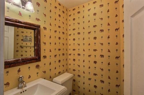 Animal House 547