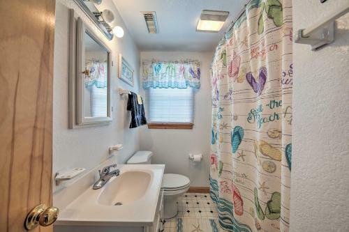 Outer Banks Cottage - Walk To Frisco Beach!