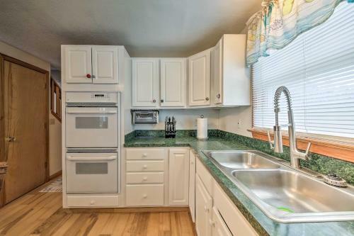 Outer Banks Cottage - Walk To Frisco Beach!