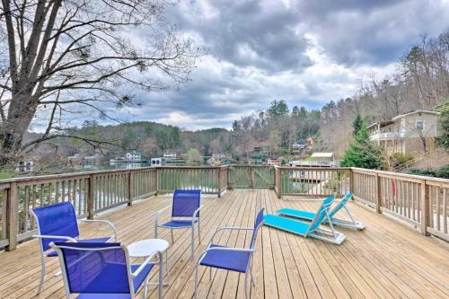 Waterfront Lake Lure Home With Loft And 2-story Deck!