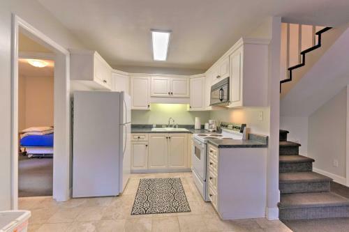 Waterfront Lake Lure Home With Loft And 2-story Deck!