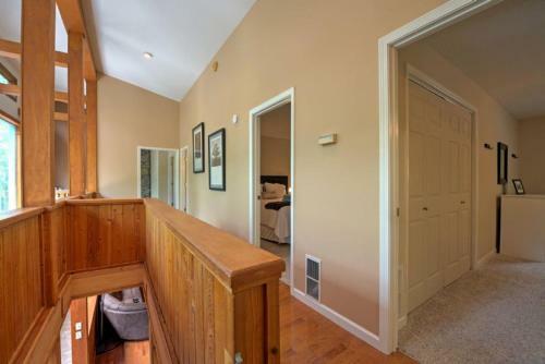Boulder Ridge Home