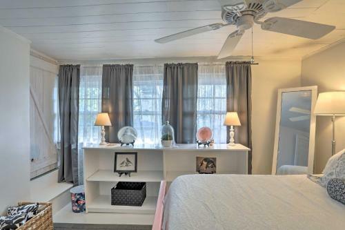 Coastal, Walkable Home In Historic Southport!