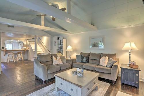 Coastal, Walkable Home In Historic Southport!