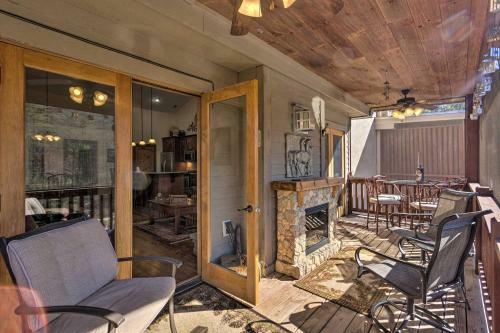 Lavish Sapphire Valley Home Ski, Swim, Golf!