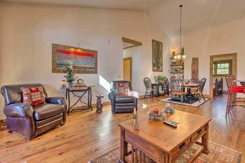 Lavish Sapphire Valley Home Ski, Swim, Golf!