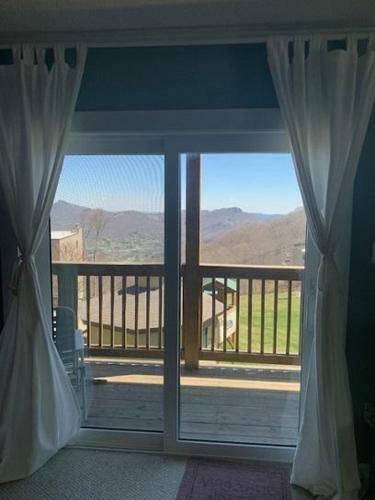 Sugar Ski & Country Club Unit 326