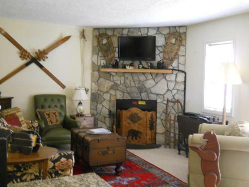 Sugar Ski & Country Club Unit 433