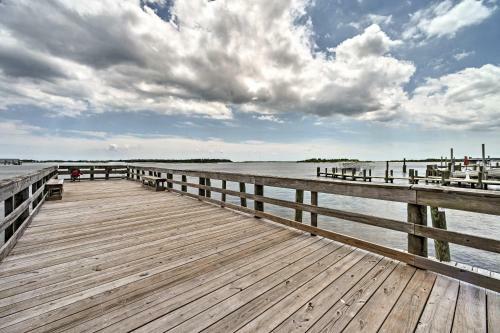 Apartamento Historic Swansboro Studio With Intracoastal View!