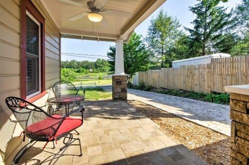 Remodeled Swannanoa Cottage With Sauna, Yardandfire Pit