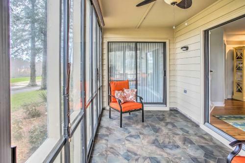 Apartamento Step-free Condo With Pool, 2 Mi To Sunset Beach