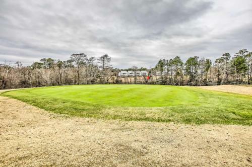 Apartamento Step-free Condo With Pool, 2 Mi To Sunset Beach