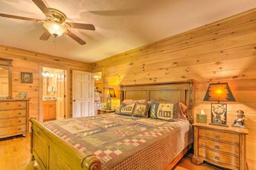 Luxe Mtn-view Maggie Valley Home With 2 Decks!