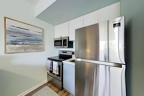 Apartamento Historic River-view Condo - Walkable Locale
