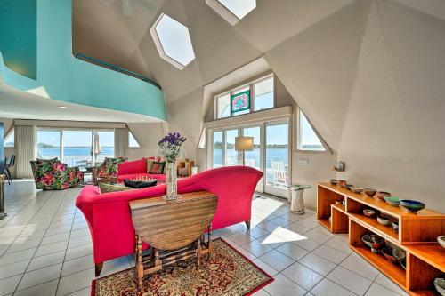 Atlantic Coast Dome Home Across From Sound With View