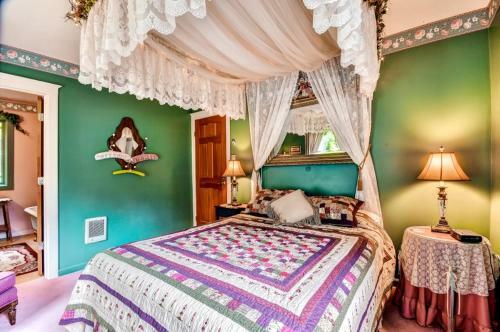 Apartamento Astoria Painted Lady Historic Apt With River View!