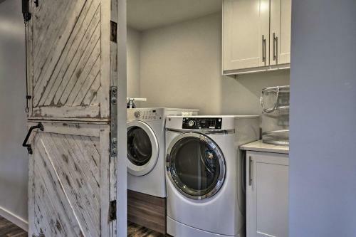 Apartamento Sleek Riverfront Condo On Pier In Downtown Astoria