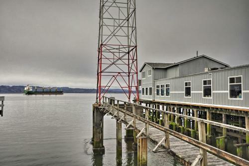 Apartamento Sleek Riverfront Condo On Pier In Downtown Astoria