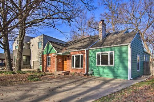 Stylish Tulsa Home Walk To Gathering Place!