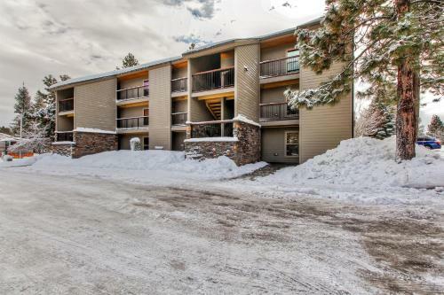 Apartamento Bend Condo With Deck, Resort-style Amenities And Views!