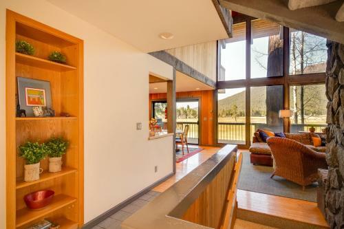Spring Home 33