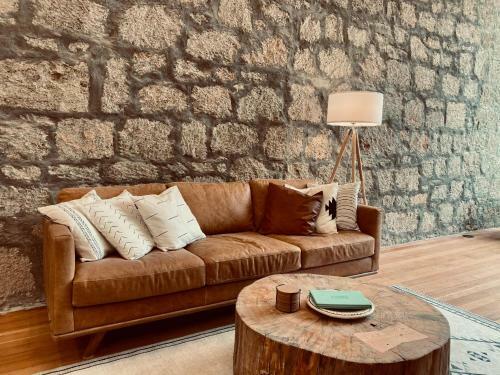 Luxury 2bedrooms 2kingbeds Historic Building