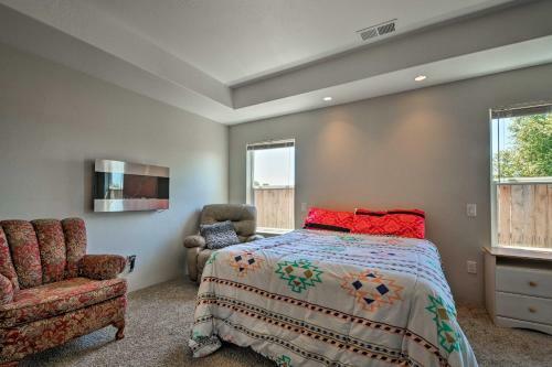 Cozy Home With Yard - 3 Mi To Downtown Medford!