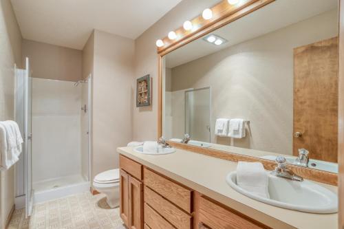 Red Cedar Lane 60