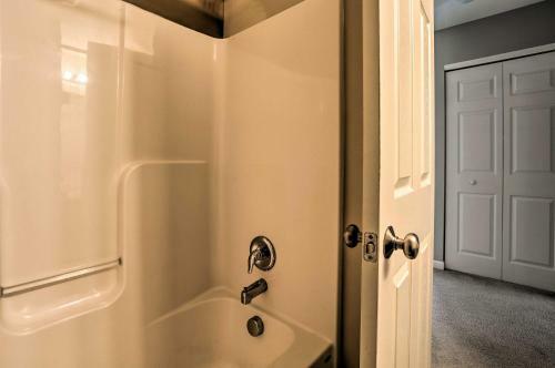 Bellefonte Townhouse - 9 Miles To Penn State!