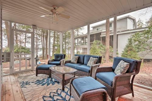 Luxe Escape On Lake Towamensing With Game Room!