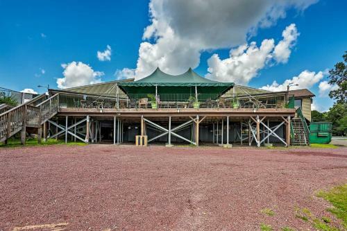 Luxe Escape On Lake Towamensing With Game Room!