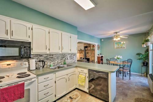 Pet-friendly Pocono Mtn Escape In Stroudsburg!