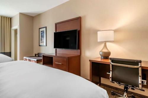 Hotel Comfort Suites Camp Hill-harrisburg West