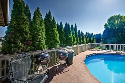 Charming Amish Country Home With Private Pool And Bbq!