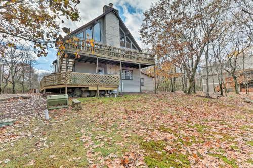 Lake Harmony Home With Hot Tub, Deck And Forest Views!
