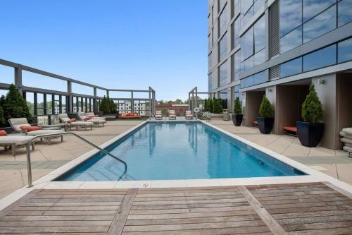 Apartamento Luxury Retreat + Amenitized Building