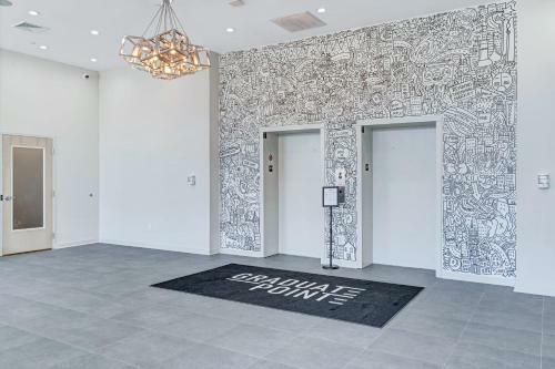 Apartamento New 2 Bdr Rooftop Patio Elevator Gym Coffee
