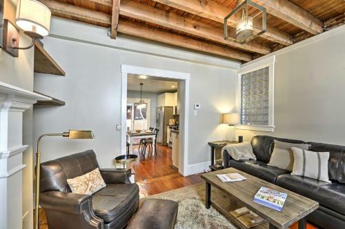 Trinity Home In Center City With Free Parking!