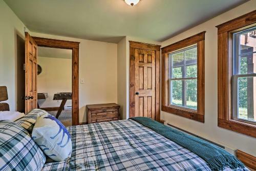 Retreat With Game Room And Deck, 1 Mi To Camelback
