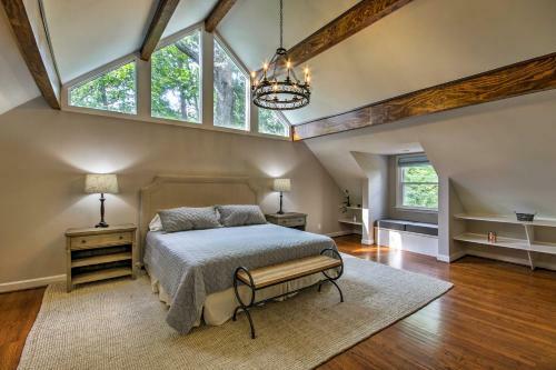 Renovated Lakefront Home With Dock - 11 Mi To Clemson