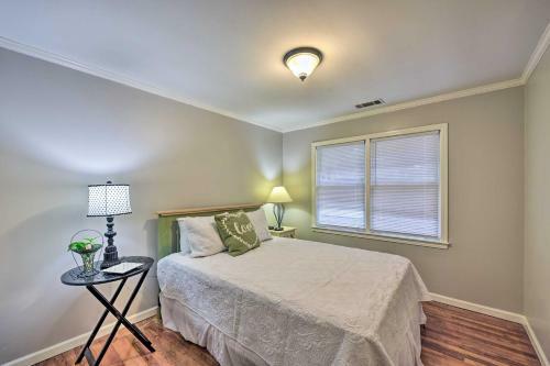 Beaufort Home With Porch, 4 Mi From Downtown!
