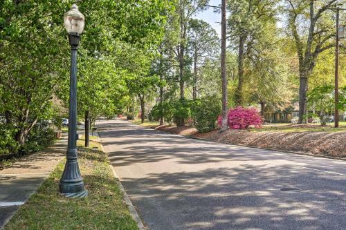 Downtown Aiken Apartment - Shop, Dine And Golf!
