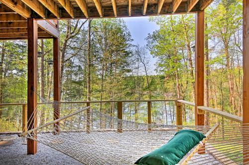 Waterfront Lake Hartwell Cabin With Dock-near Clemson