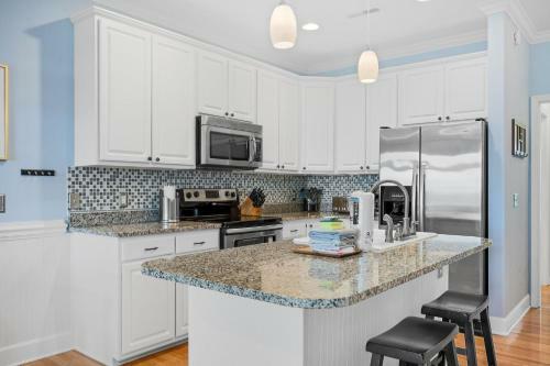 20 Turtle Bay - Riverview - Pool
