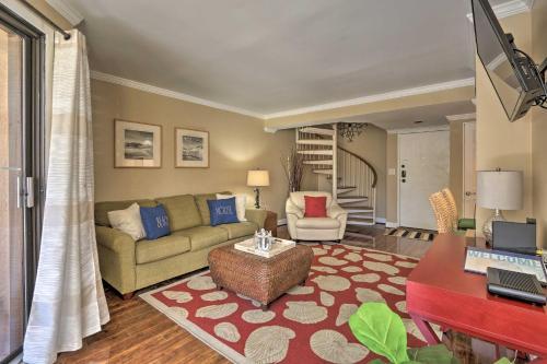 Apartamento Colorful Condo Steps To Harbor And Beach Access!
