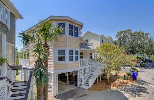 72 Pelican Bay
