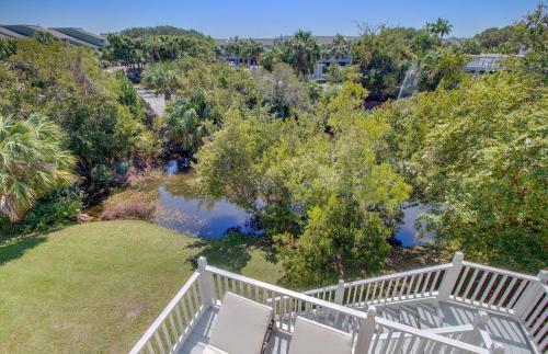 72 Pelican Bay